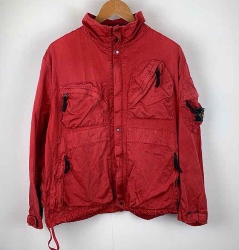 Photograph of Stone Island Raso Gommato