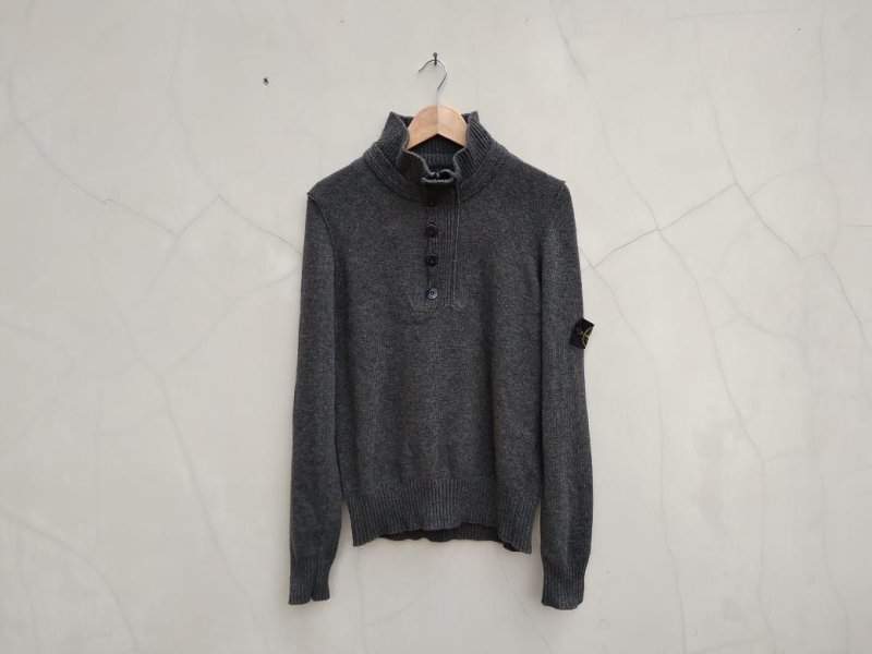 Photograph of Stone Island Lana Wool Pullover