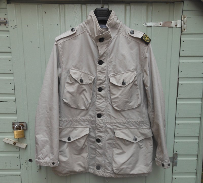 Photograph of Stone Island Shoulder Badge