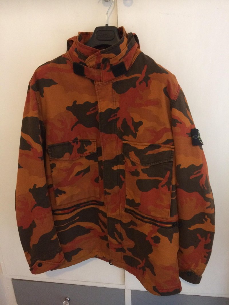 Photograph of Stone Island Doppio Reps